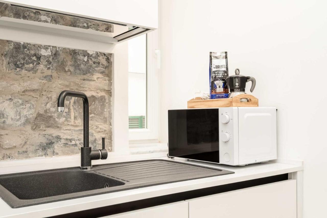 35 Via Torino, Terre Marine Apartment Специя Екстериор снимка