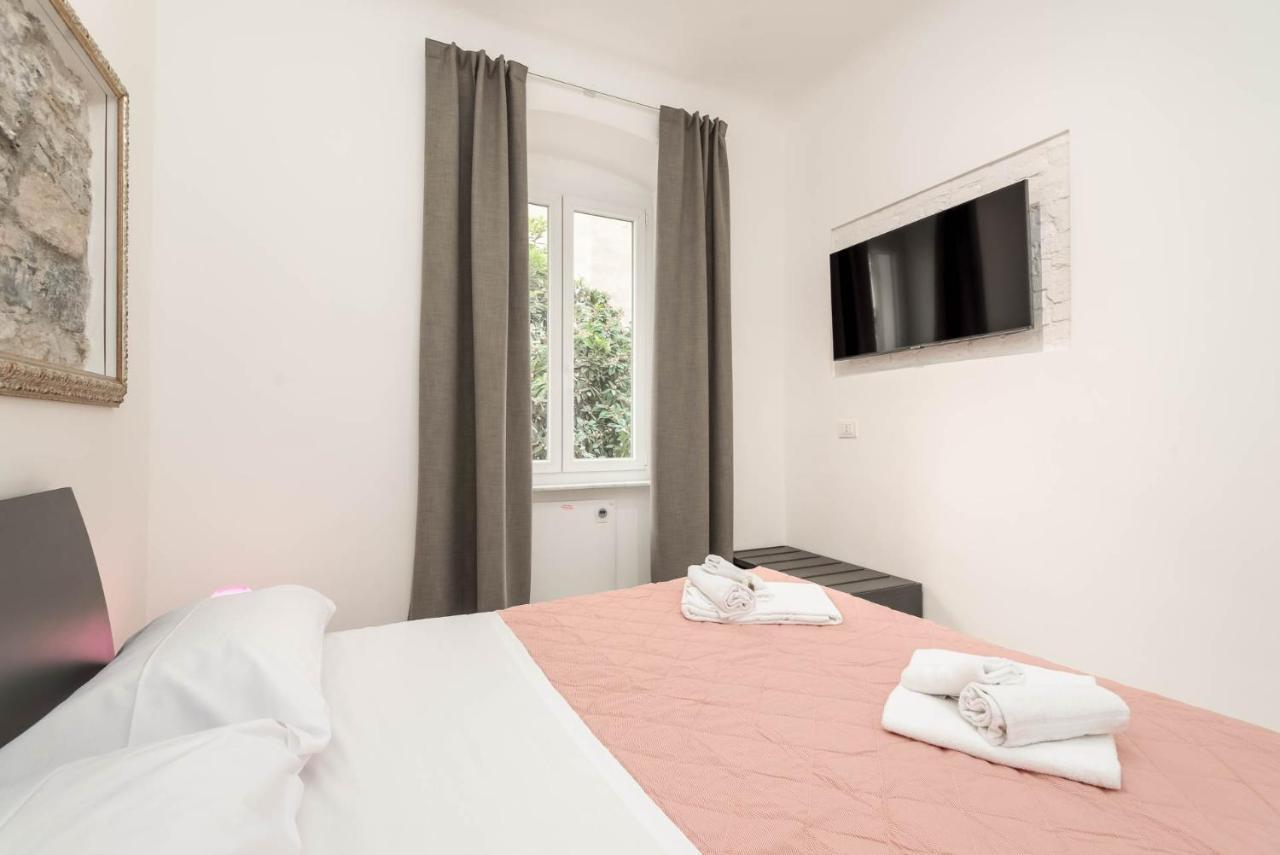 35 Via Torino, Terre Marine Apartment Специя Екстериор снимка