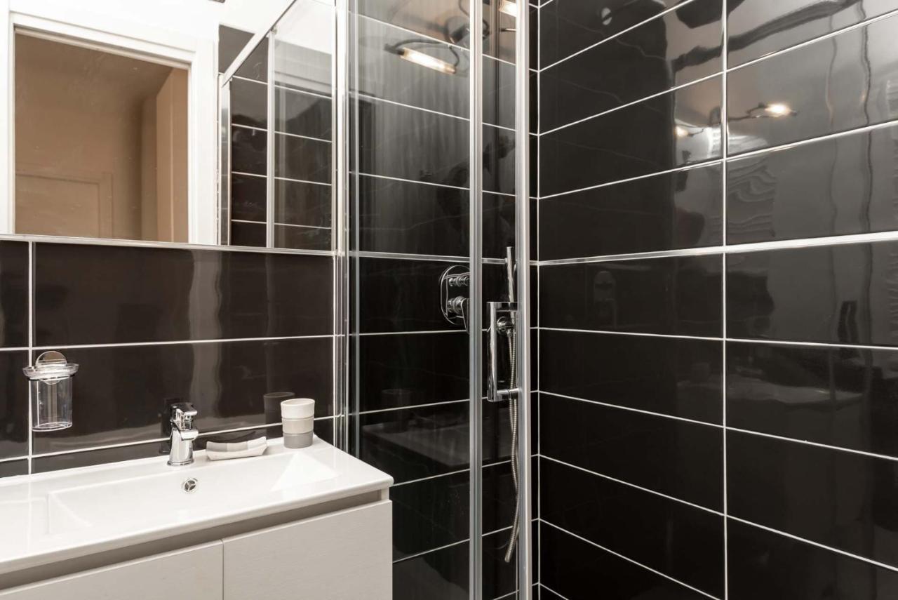 35 Via Torino, Terre Marine Apartment Специя Екстериор снимка